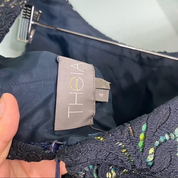 Theia Navy Lace Multi Mermaid Rainbow Color Cocktail Dress 882878 Sz 4 - Picture 8 of 9